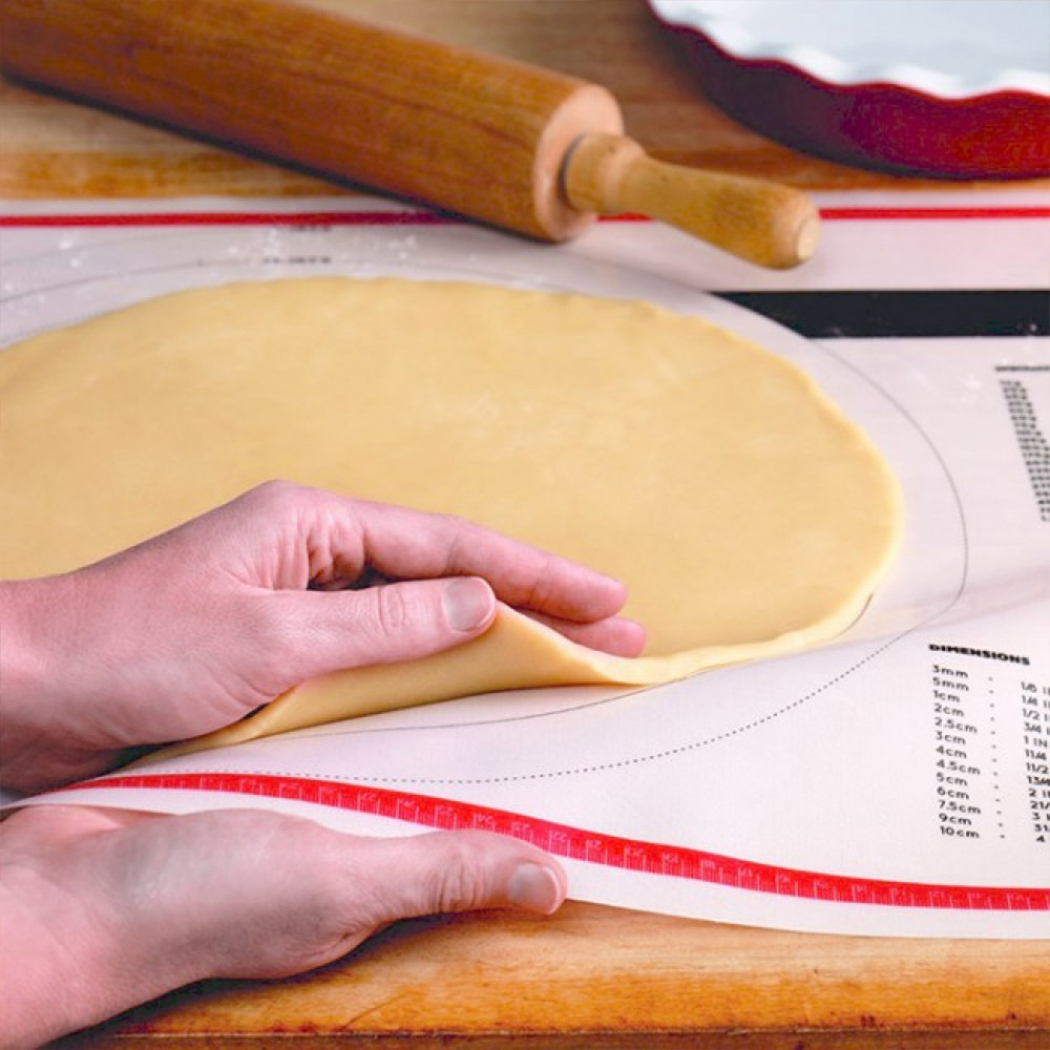   D.Line Tovolo Silicone Pastry Mat White 63.5 x 45.5cm