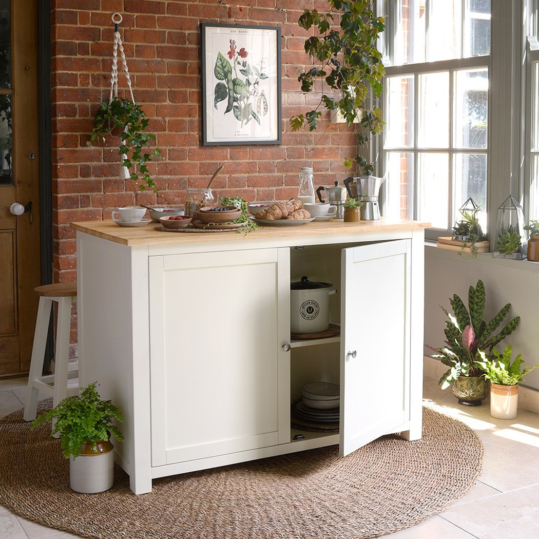   Norman Kitchen Bar Island and Stools Set White